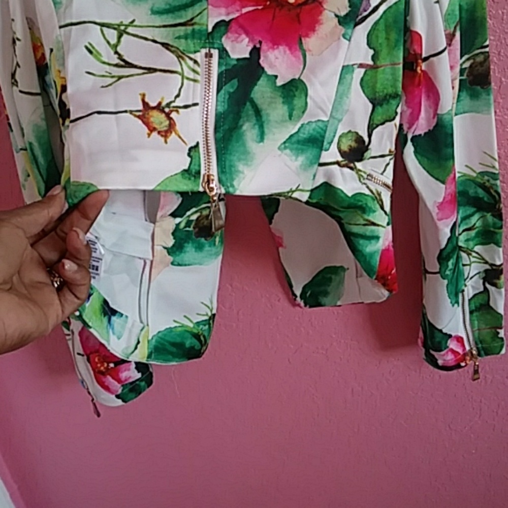 NWT Bright Pink&Green Floral Blazer - Picture 3 of 5